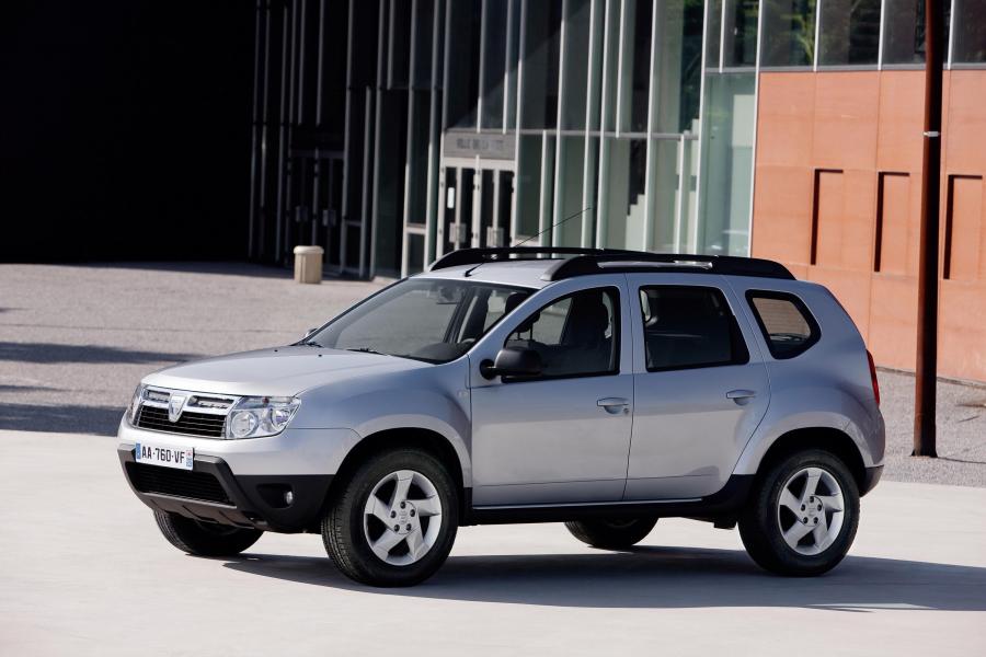  Dacia Duster 2010 года  (фото 37 из 66)